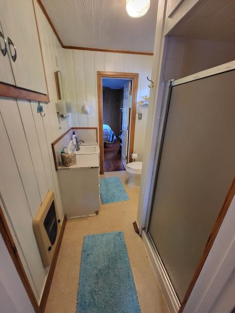 Entire guesthouse in Jacksonville, Texas 4 guests1 bedroom1 bed1 bath-8