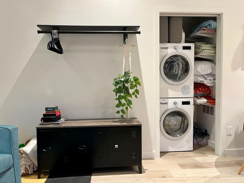 Entire guesthouse in Sacramento, California 2 guestsStudio1 bed1 bath-7