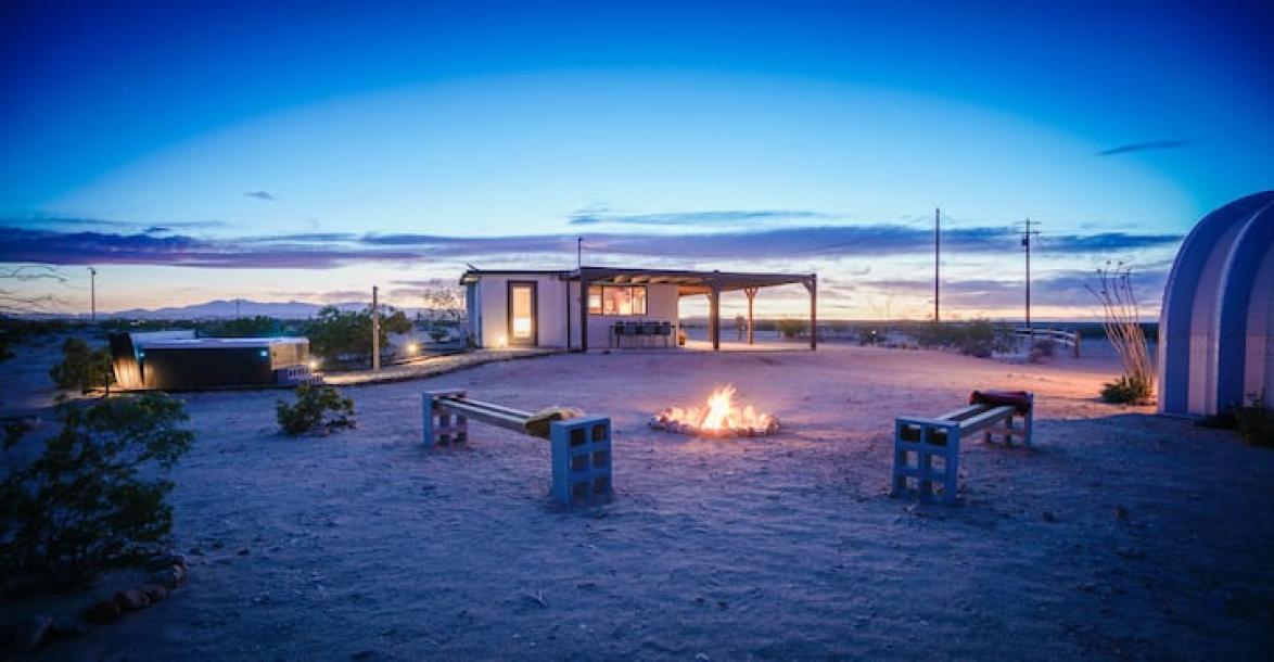 Entire home in Joshua Tree, California 2 guests1 bedroom1 bed1 bath-4