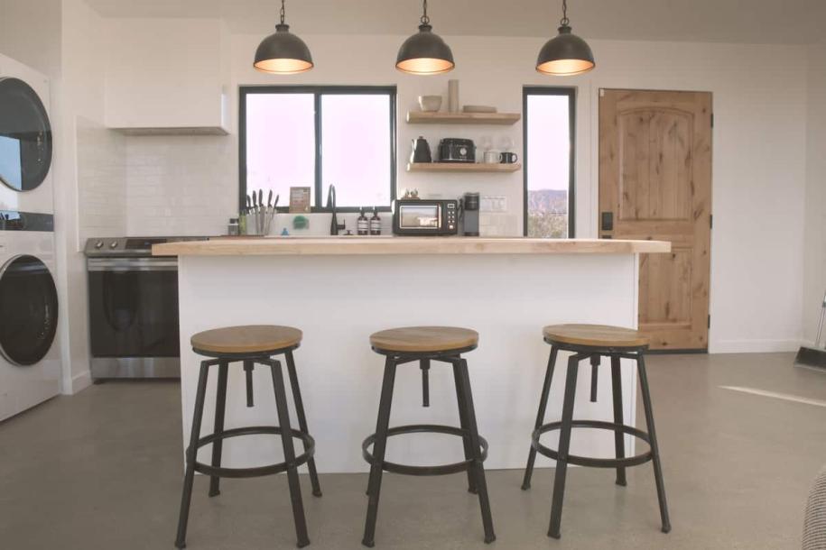 Entire villa in Joshua Tree, California 2 guests1 bedroom1 bed1 bath-8