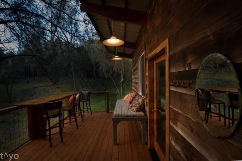 Yurt in Oakhurst, California 2 guests1 bedroom1 bed1.5 baths-7