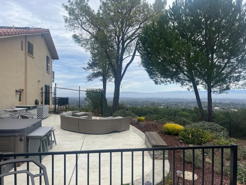 Entire home in Los Gatos, California 2 guests1 bedroom1 bed1.5 baths-13