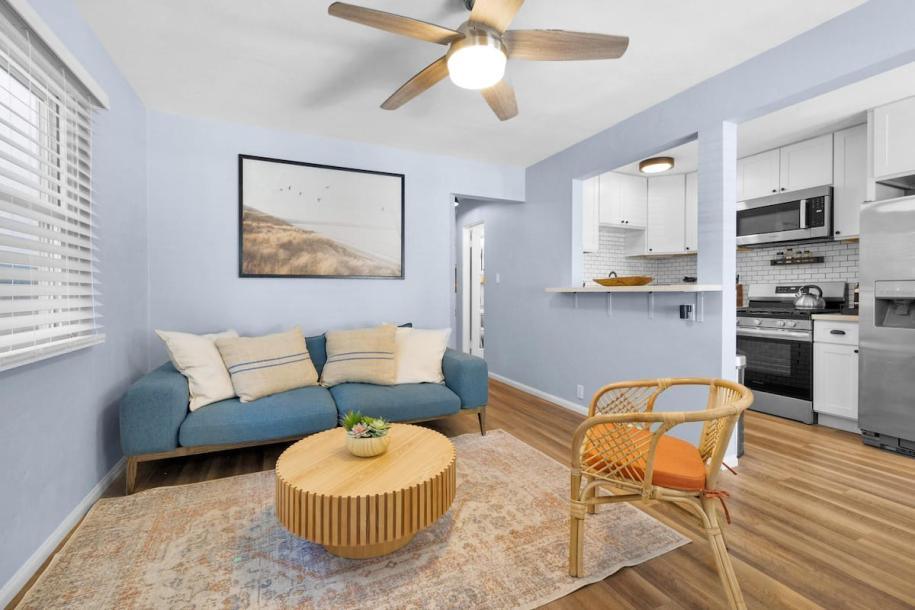 Entire home in San Diego, California 2 guests1 bedroom1 bed1 bath-18