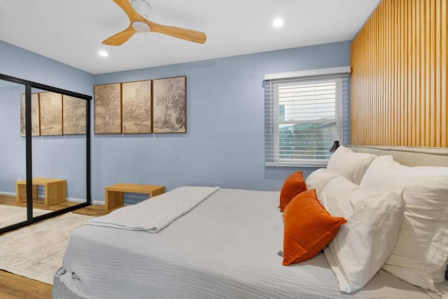 Entire home in San Diego, California 2 guests1 bedroom1 bed1 bath-9