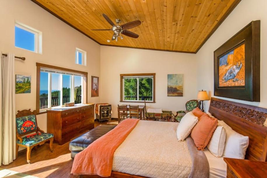 Entire home in Whitethorn, California 6 guests2 bedrooms3 beds1.5 baths-5