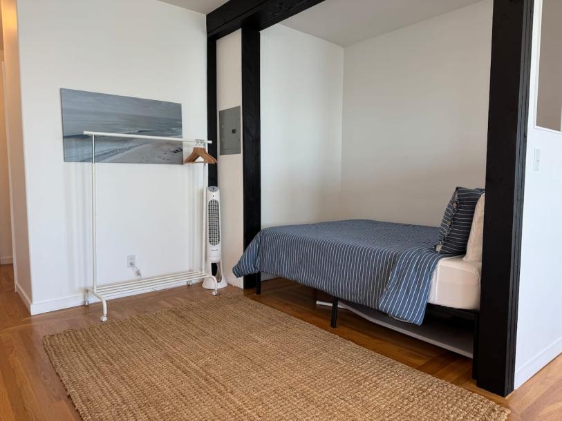 Entire rental unit in Sausalito, California 2 guests1 bedroom1 bed1 bath-1