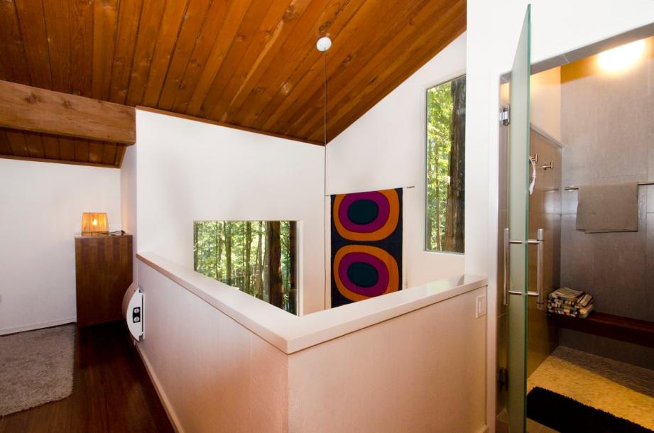 Entire cabin in Cazadero, California 3 guests1 bedroom1 bed1 bath-3