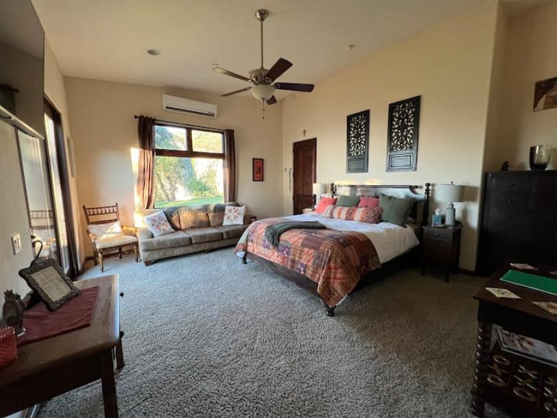 Entire guesthouse in Malibu, California 2 guests1 bedroom1 bed1.5 baths-2