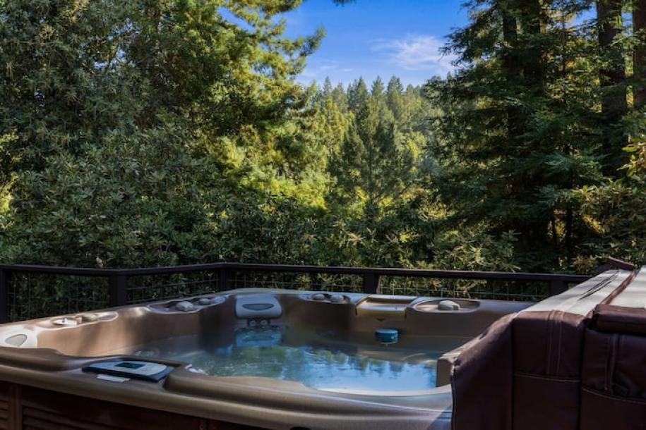 Entire cabin in Guerneville, California 4 guests3 bedrooms3 beds1 bath-3
