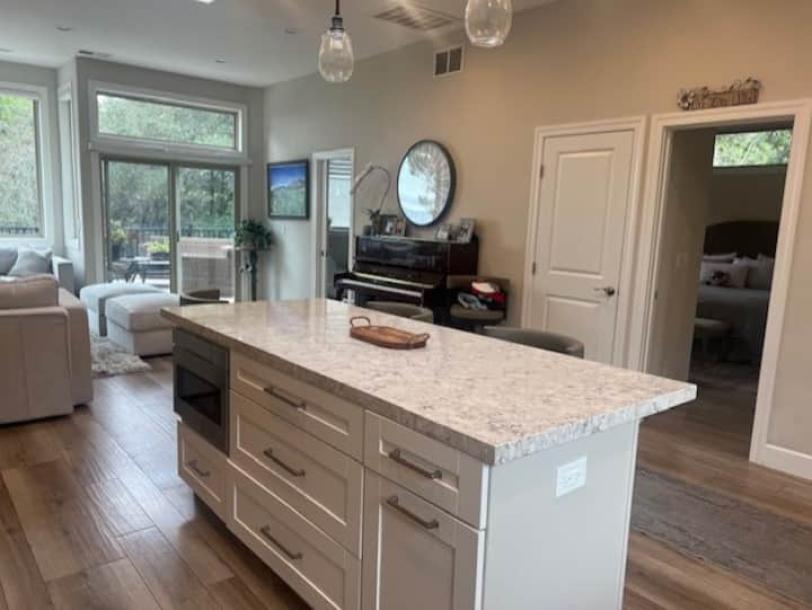 Entire home in Los Gatos, California 2 guests1 bedroom1 bed1.5 baths-9