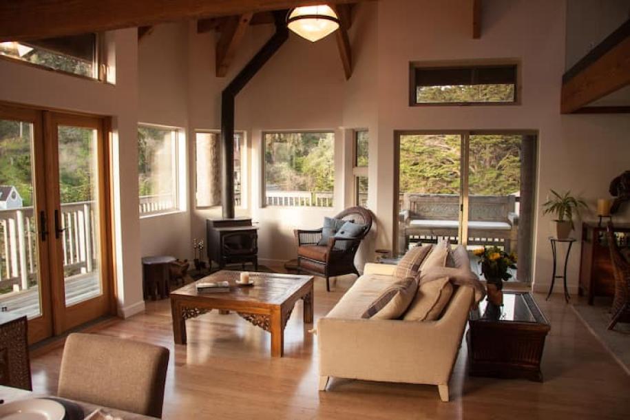 Entire home in Muir Beach, California 2 guests1 bedroom1 bed2 baths-7