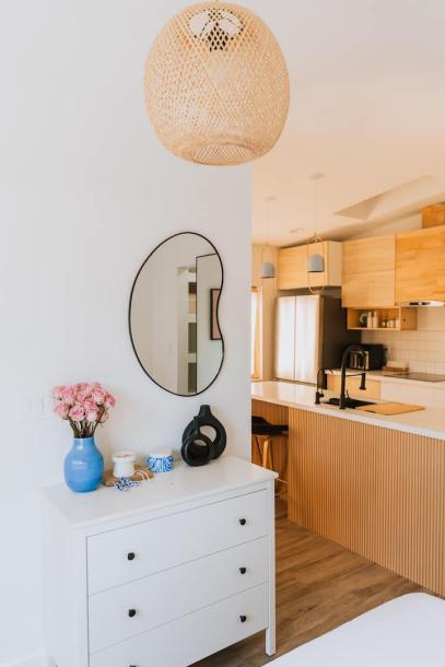 Entire guesthouse in Santa Ana, California 2 guests1 bedroom1 bed1 bath-6