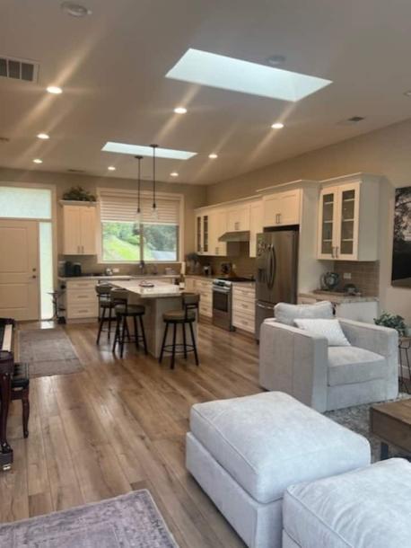 Entire home in Los Gatos, California 2 guests1 bedroom1 bed1.5 baths-7