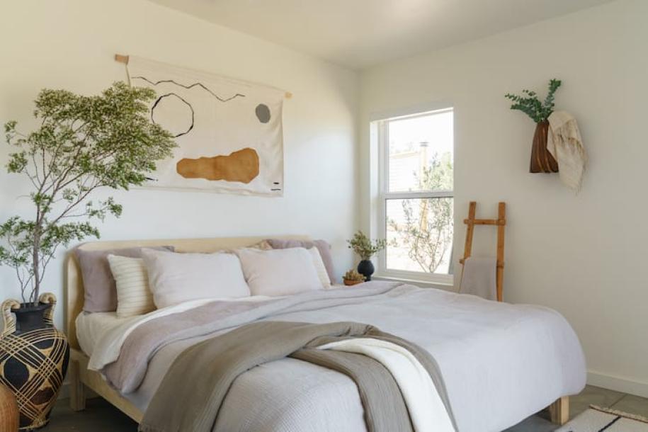 Entire home in Yucca Valley, California 4 guests2 bedrooms2 beds1 bath-14