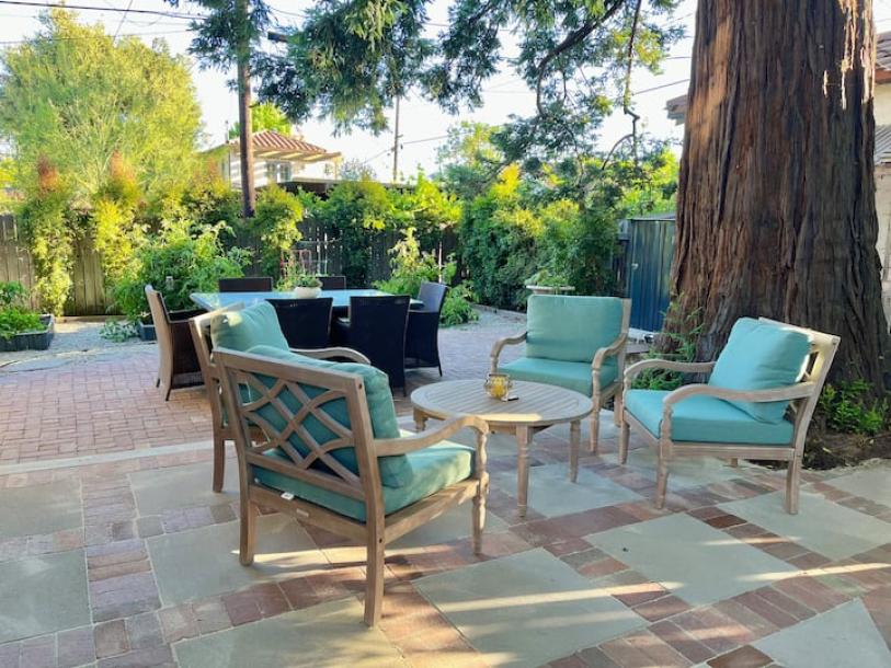Entire guesthouse in Altadena, California 2 guests1 bedroom1 bed1 bath-0