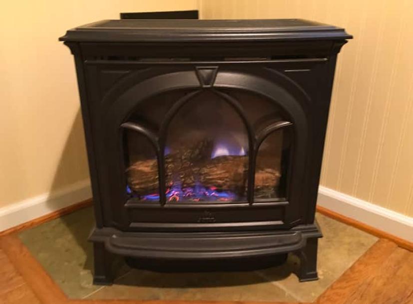 Entire cottage in Nevada City, California 3 guests1 bedroom1 bed1 bath-14