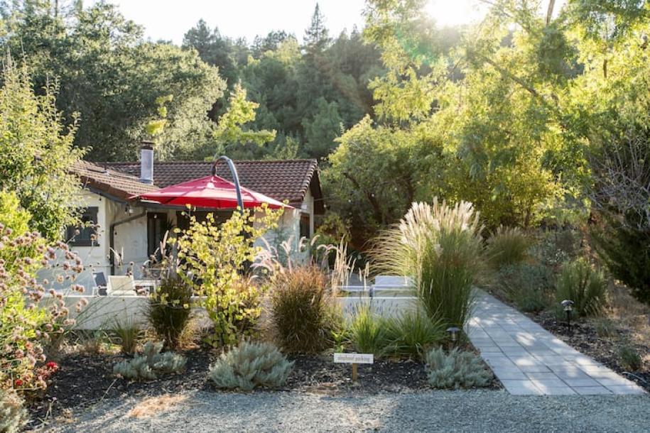 Private room in villa in Napa, California 2 guests1 bedroom1 bed1 private bath-4