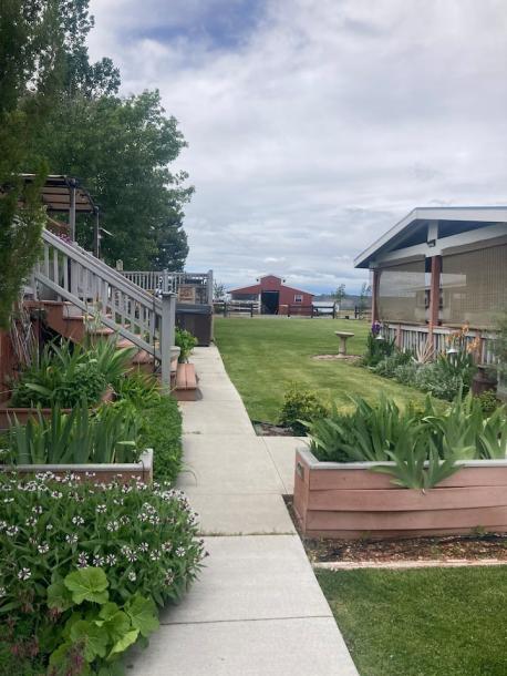 Entire guesthouse in Alturas, California 2 guests1 bedroom1 bath-3