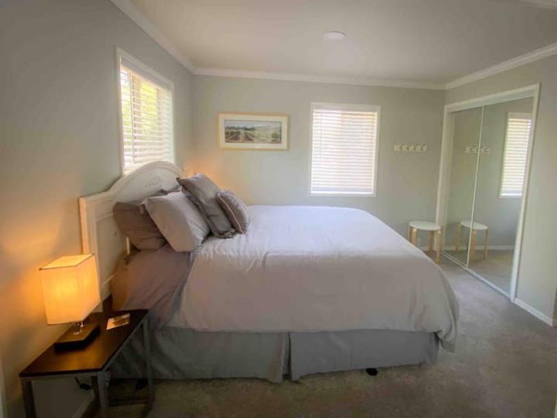 Entire guesthouse in Placerville, California 4 guests2 bedrooms2 beds1 bath-10