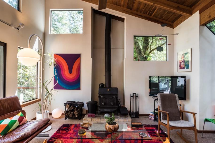 Entire cabin in Guerneville, California 4 guests3 bedrooms3 beds1 bath-12