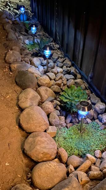 Entire guesthouse in Three Rivers, California 2 guests1 bedroom1 bed1 bath-3