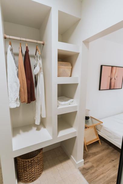 Entire guesthouse in Santa Ana, California 2 guests1 bedroom1 bed1 bath-2