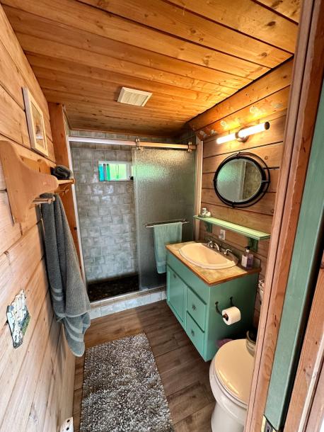 Entire home in Watsonville, California 2 guestsStudio1 bed1 bath-4