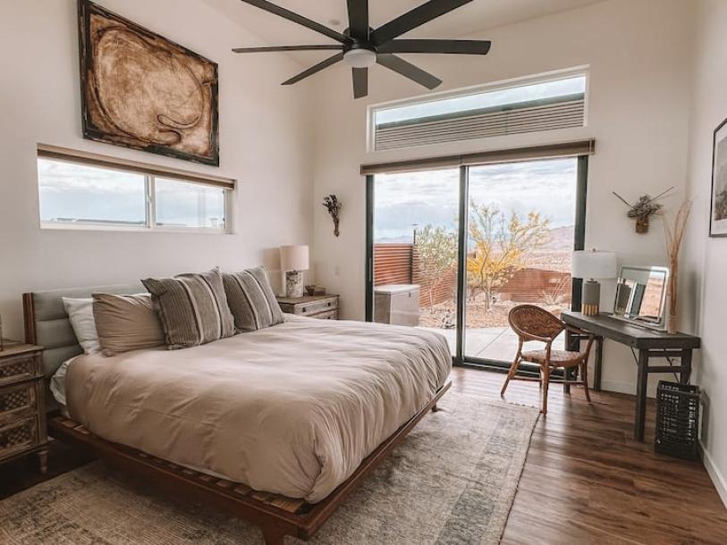 Entire home in Joshua Tree, California 6 guests2 bedrooms3 beds2 baths-11