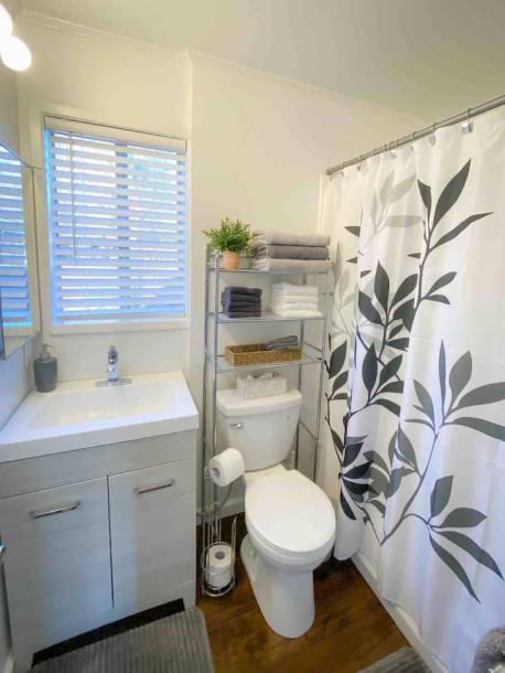 Entire guesthouse in Placerville, California 4 guests2 bedrooms2 beds1 bath-14