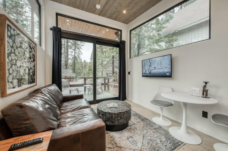 Tiny home in Shaver Lake, California 2 guests1 bedroom1 bed1 bath-13