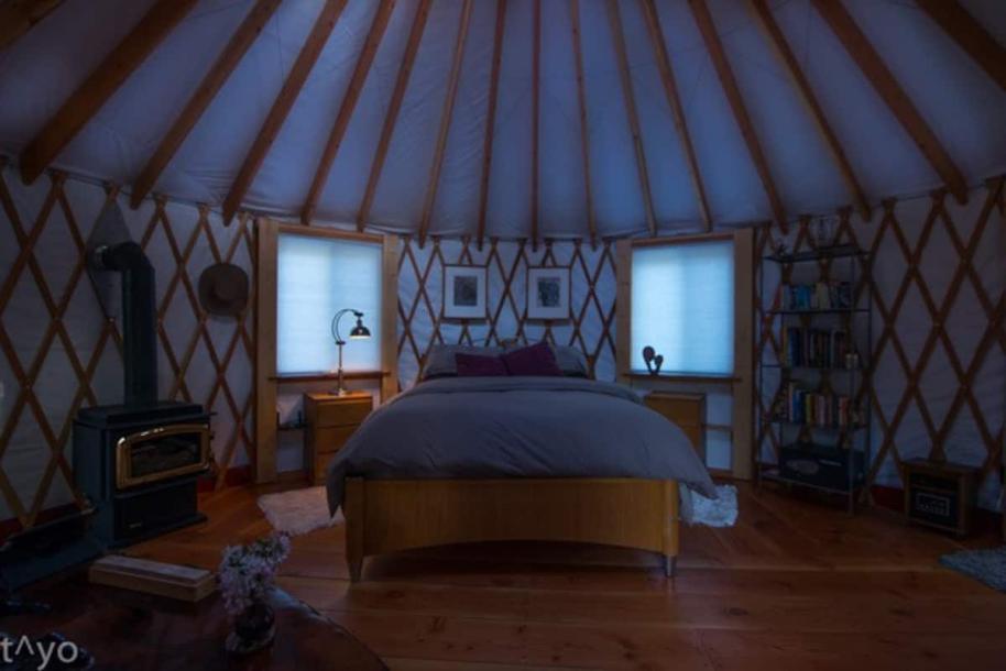 Yurt in Oakhurst, California 2 guests1 bedroom1 bed1.5 baths-6