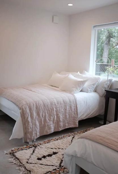 Entire home in Gasquet, California 6 guests2 bedrooms3 beds1 bath-10
