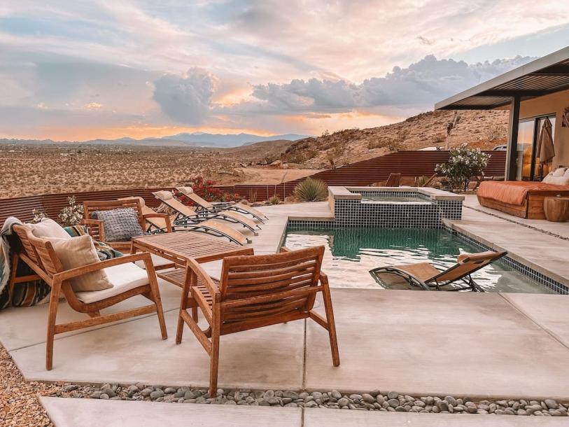 Entire home in Joshua Tree, California 6 guests2 bedrooms3 beds2 baths-6