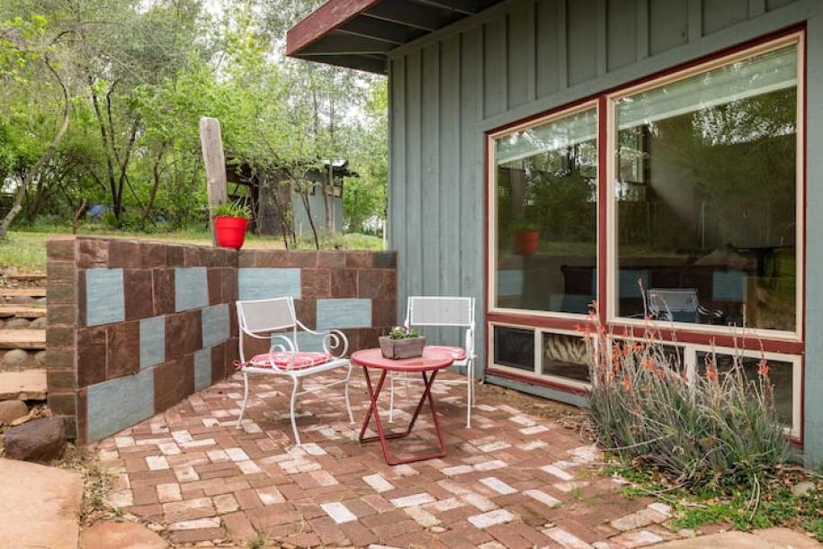Entire home in Red Bluff, California 4 guests3 bedrooms3 beds2 baths-5