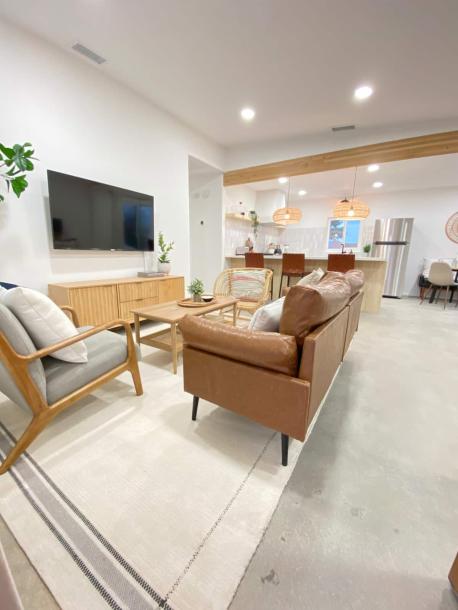 Entire home in Joshua Tree, California 4 guests2 bedrooms2 beds1 bath-13