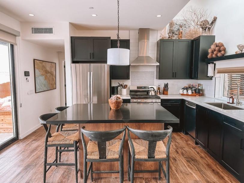 Entire home in Joshua Tree, California 6 guests2 bedrooms3 beds2 baths-12