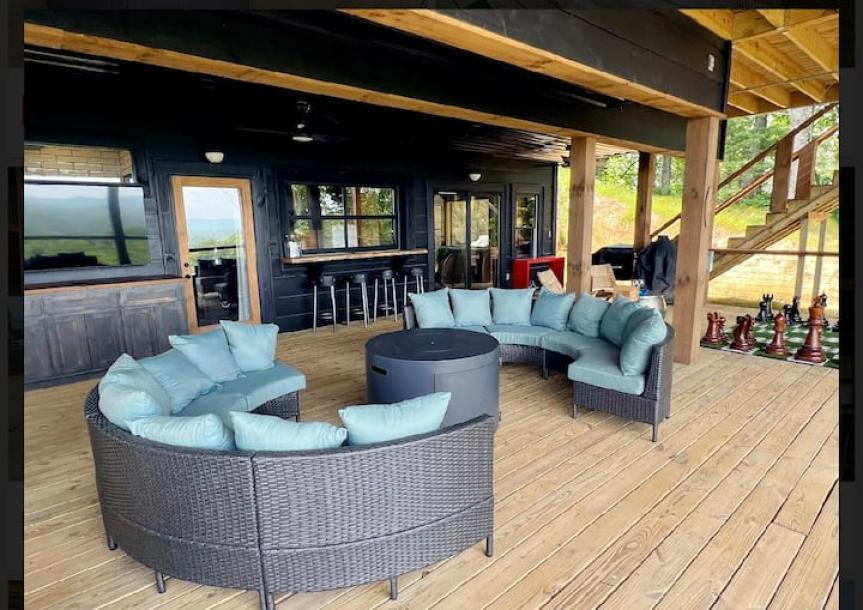 Entire rental unit in Blue Ridge, Georgia, United States 4 guests1 bedroom2 beds1 bath-2