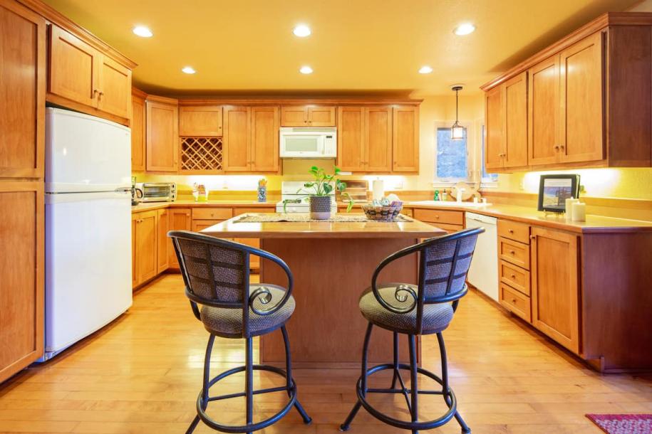 Entire chalet in Three Rivers, California 2 guests1 bedroom1 bed1 bath-7