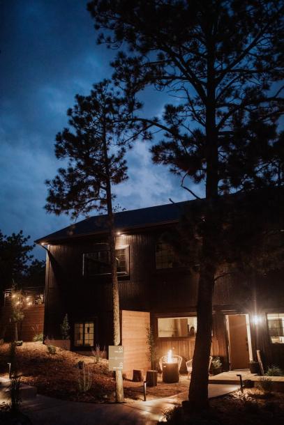 Entire cabin in Colorado Springs, Colorado 5 guests2 bedrooms3 beds1 bath-2