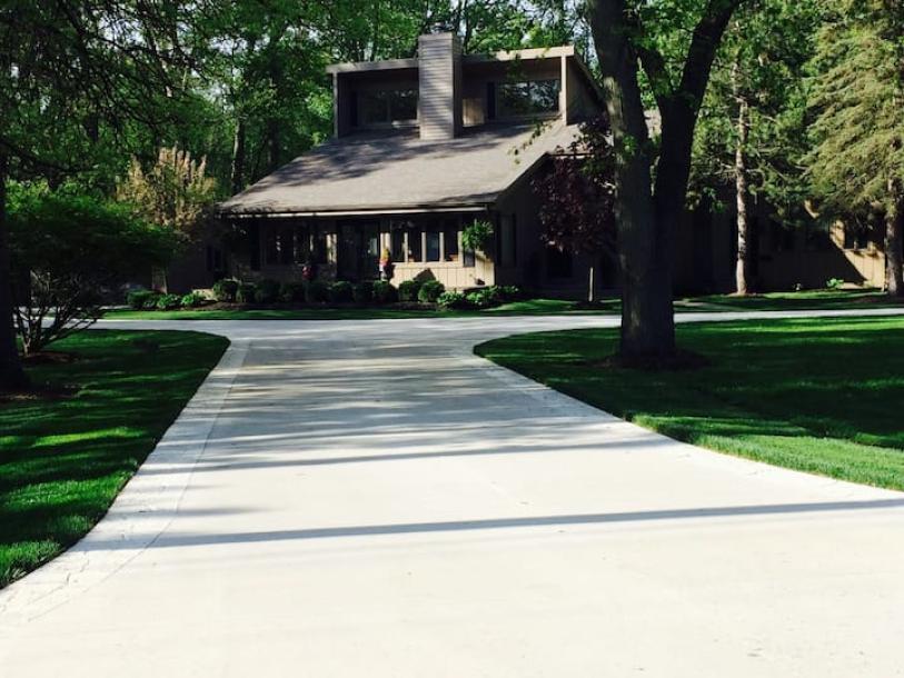 Entire home in Toledo , Ohio 4 guests1 bedroom2 beds1 bath-3