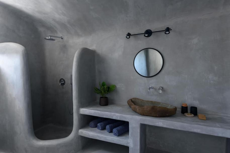 Cycladic home in Pirgos Kallistis, Greece 5 guests2 bedrooms3 beds1 bath-12