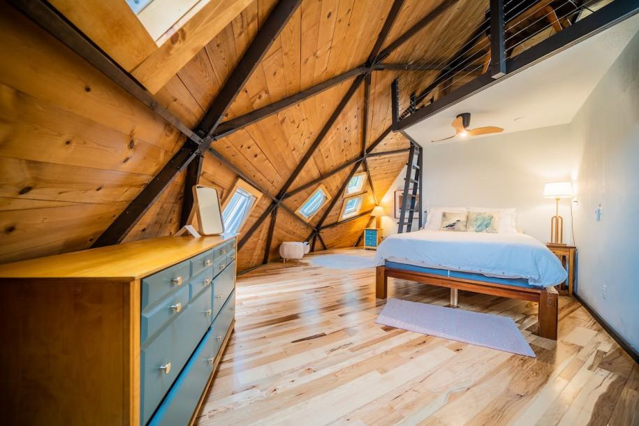 Dome in Estes Park, Colorado 6 guests3 bedrooms4 beds2.5 baths-11