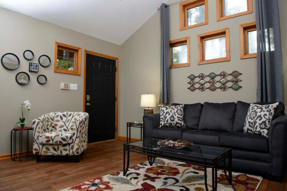 Entire home in Fayetteville, North Carolina 2 guests1 bedroom1 bed1 bath-2