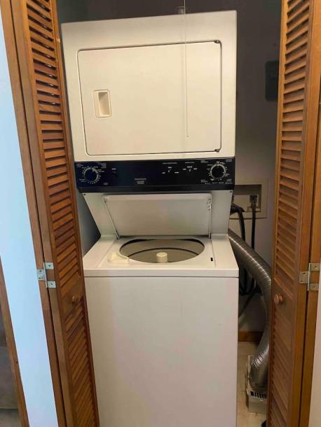 Entire cabin in Robbinsville, North Carolina 6 guests2 bedrooms3 beds1 bath-6