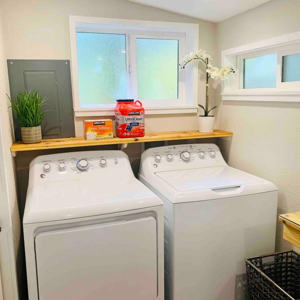 Entire guesthouse in Auburn, Washington 3 guests1 bedroom1 bed1 bath-6