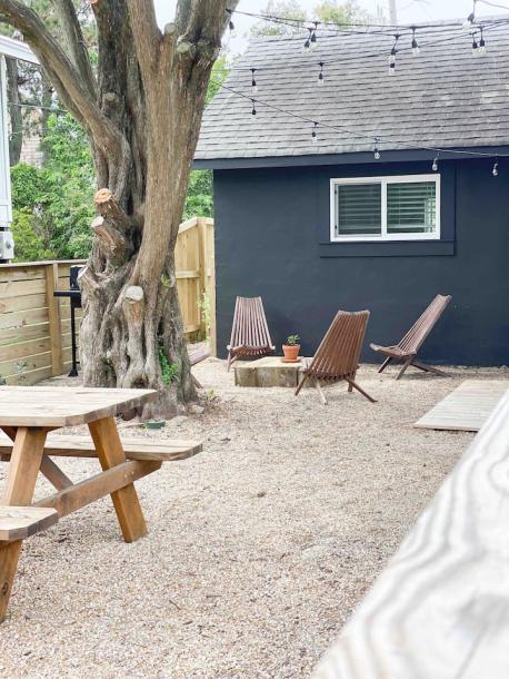 Entire cottage in Kill Devil Hills, North Carolina 4 guests2 bedrooms2 beds1 bath-14