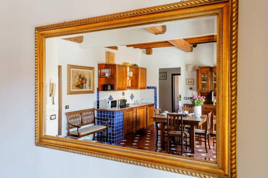Entire rental unit in Florence, Italy 4 guests1 bedroom2 beds1 bath-18