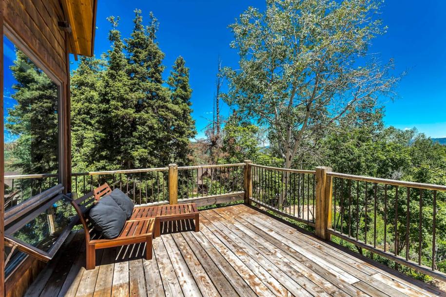 Treehouse in Park City, Utah 2 guests1 bedroom1 bed1 bath-3