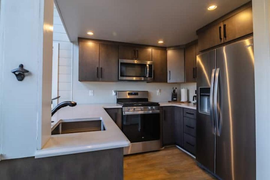 Tiny home in Tracy City, Tennessee 6 guests3 bedrooms2 beds2 baths-14
