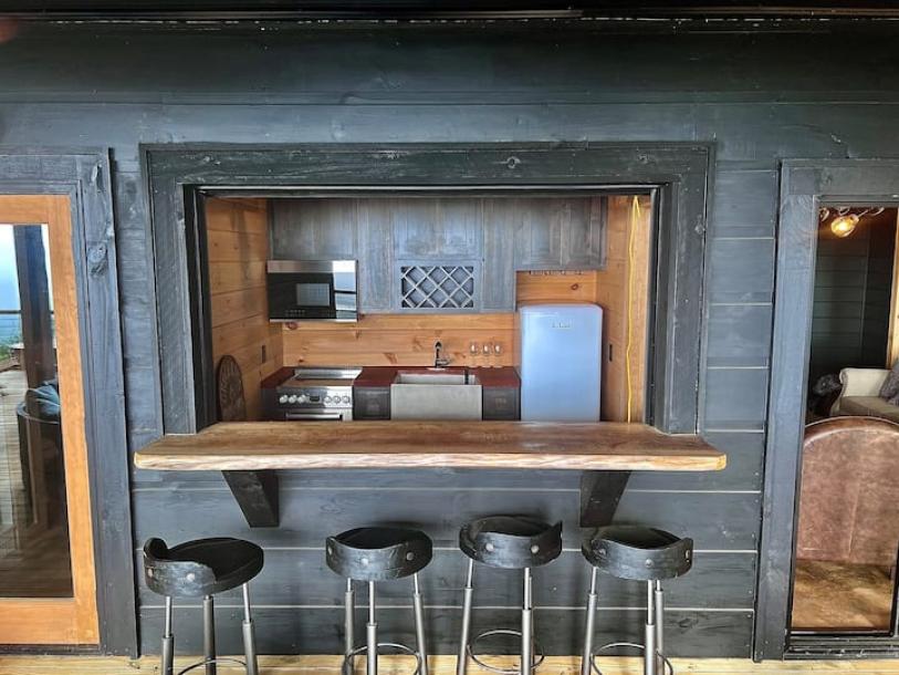 Entire rental unit in Blue Ridge, Georgia, United States 4 guests1 bedroom2 beds1 bath-11